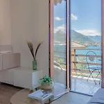 La Maison Du * ורנה